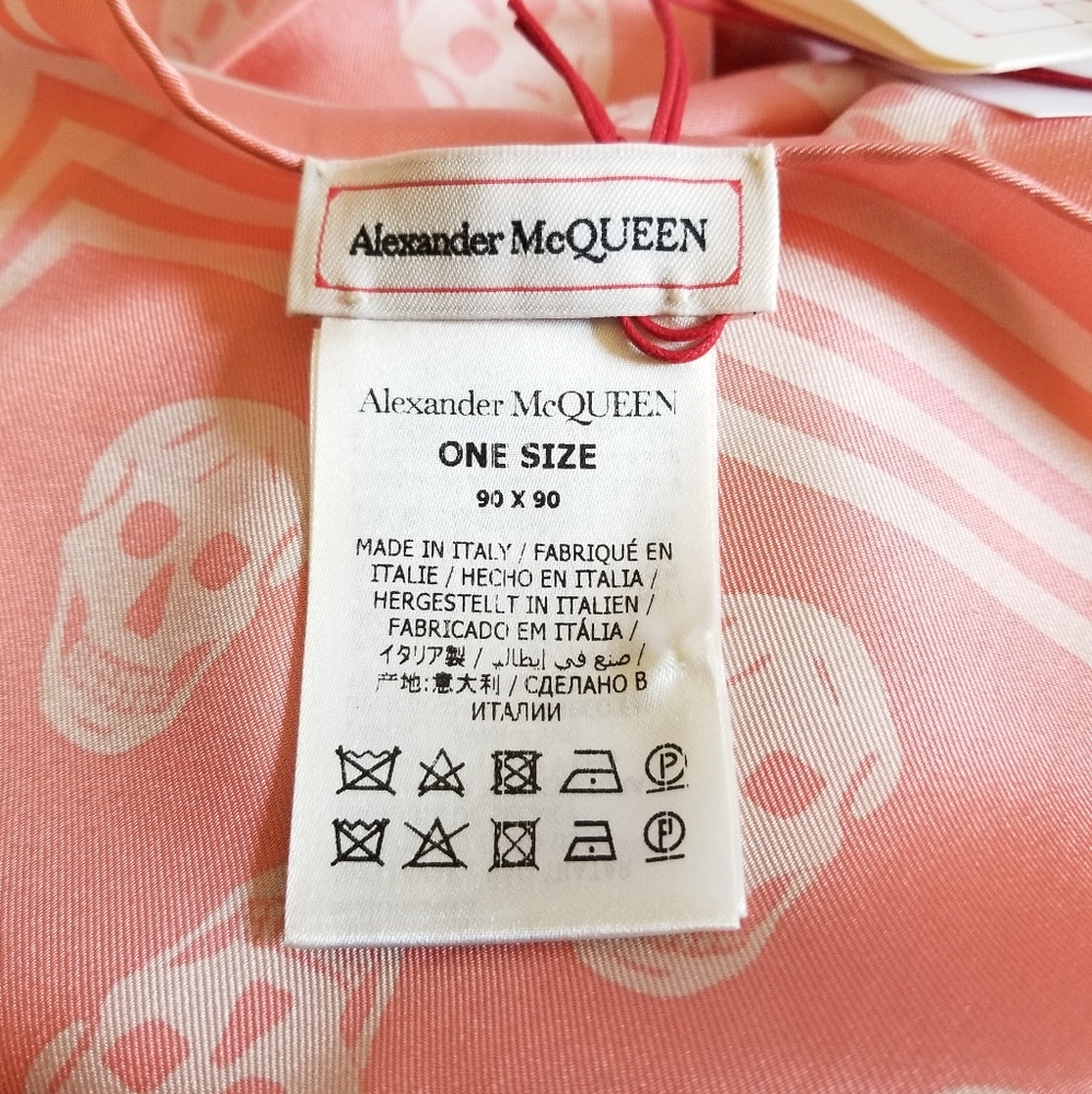 Alexander McQueen Skull Silk Scarf Rose Pink - Picture 6 of 7
